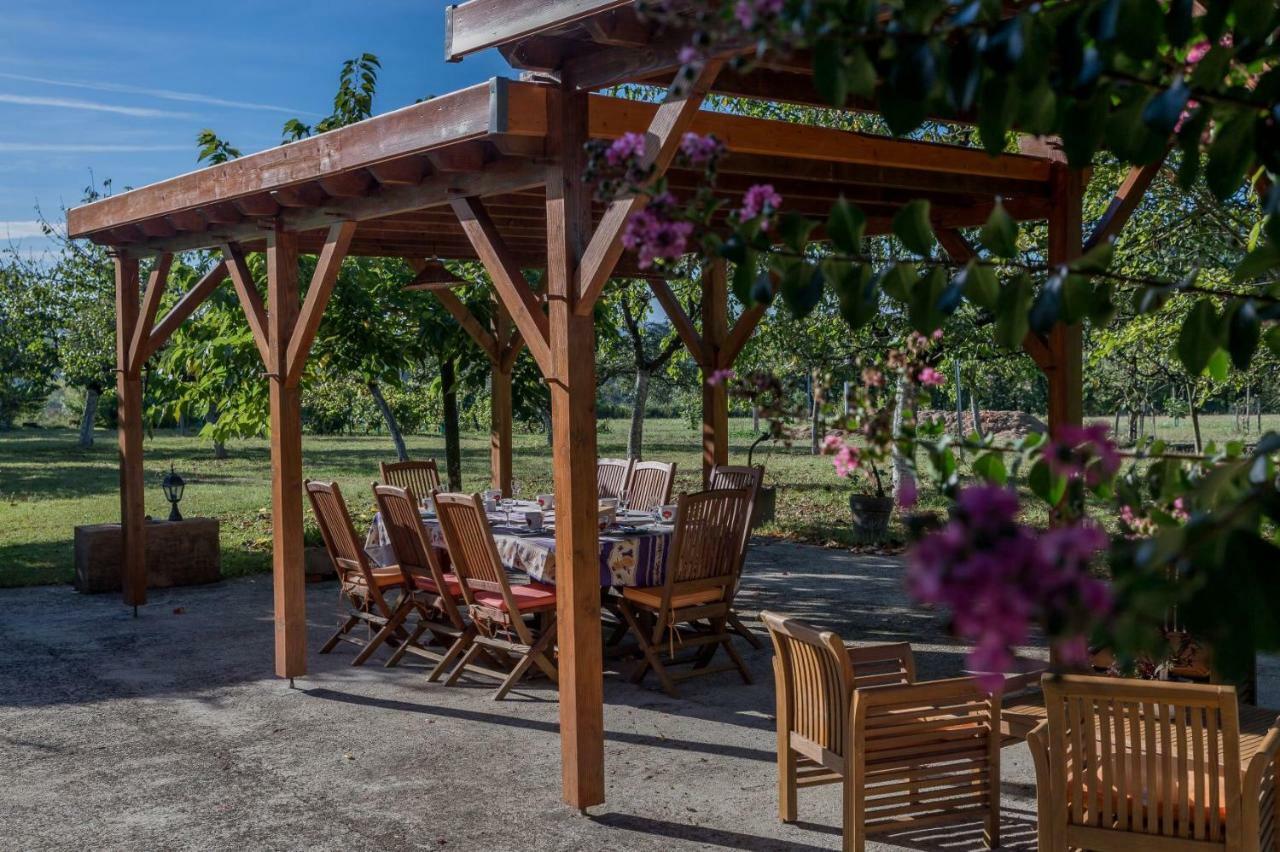 Hotel Domaine De Sonnard Castéra-Verduzan Esterno foto
